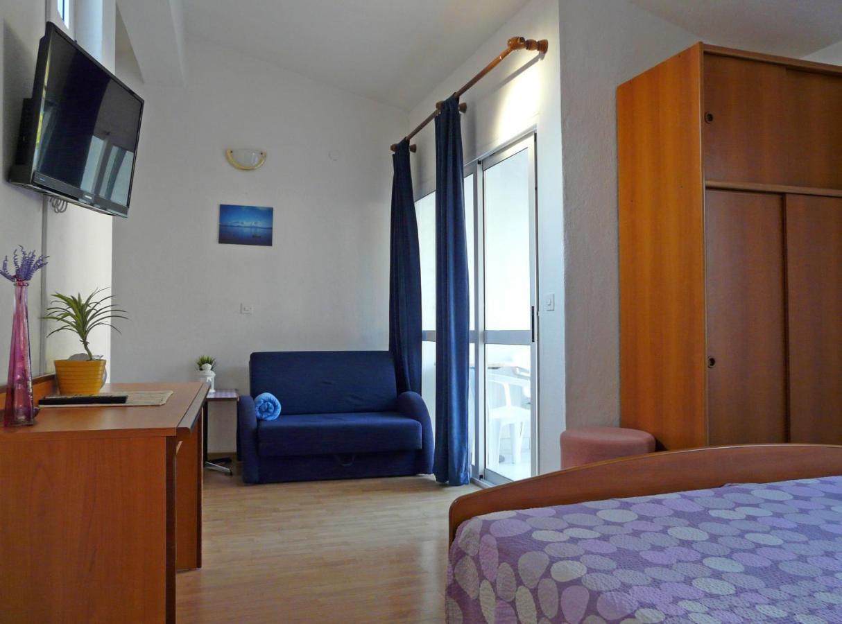 Apartments By The Sea Drvenik Donja Vala, Makarska - 6756 Drvenik (Split-Dalmatia) Exterior foto